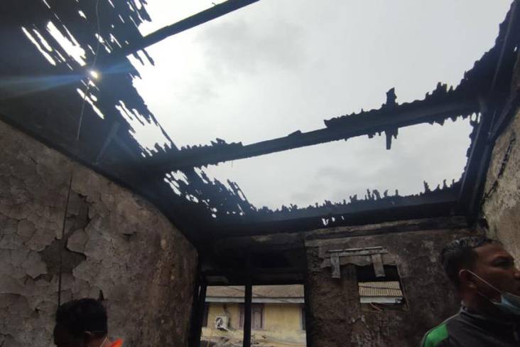 Rumah di Asrama DLH Cilincing Terbakar, Kerugian Capai Puluhan Juta Rupiah