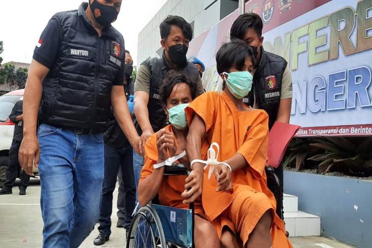 Ini Tampang Biadab Sopir dan Kernet Pelaku Pemerkosaan Wanita di Angkot