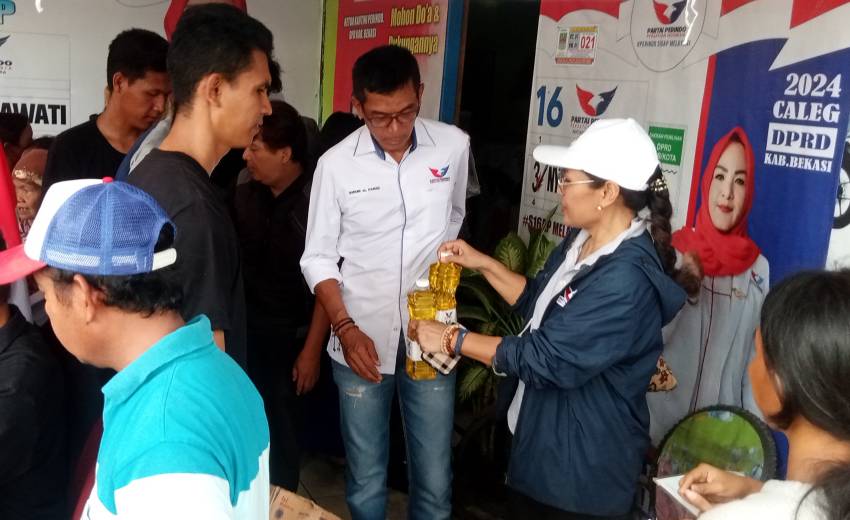 Gelar Bazar Minyak Goreng di Kampung Pelaukan Bekasi, Caleg Partai Perindo: Tujuannya Membantu Masyarakat
