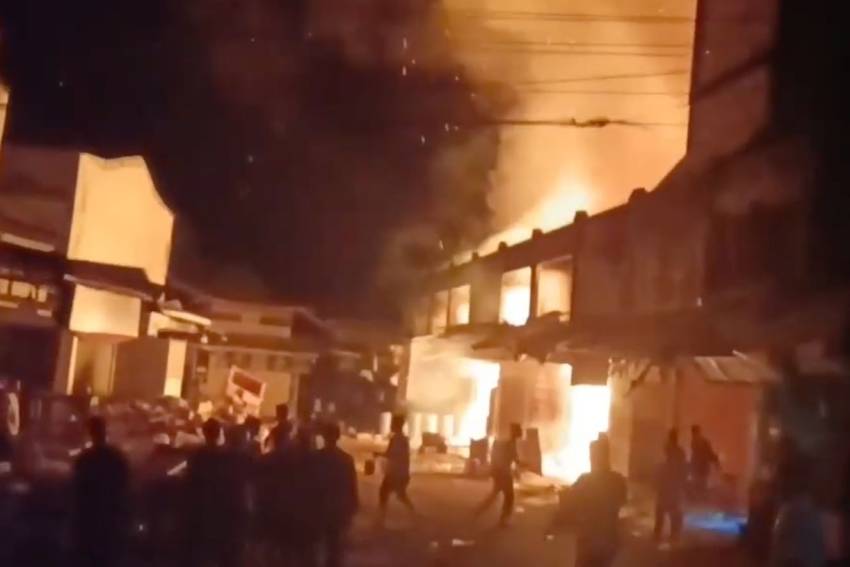 7 Toko Hangus Terbakar di Bireuen Aceh, 1 Pekerja Tewas Terjebak