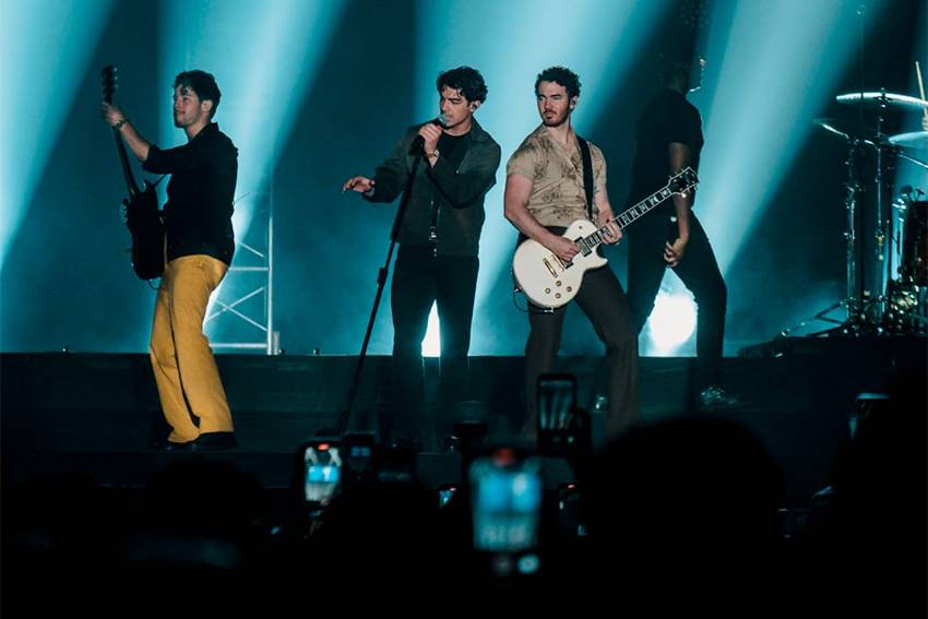 Konser Jonas Brothers Sukses Digelar di Indonesia, Promotor Apresiasi Antusiasme Penggemar