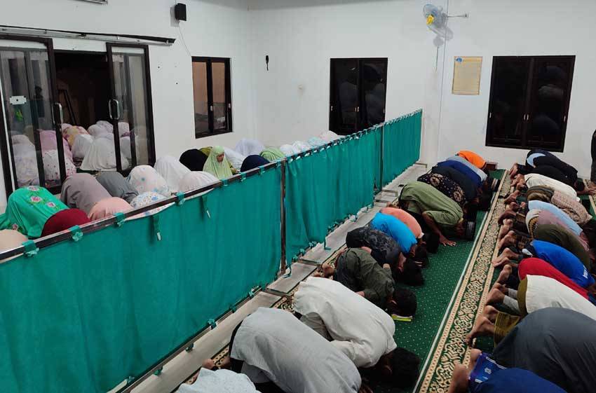 1.200 Masjid di Gunungkidul Laksanakan Salat Tarawih Pertama 1 Ramadan 1445 H