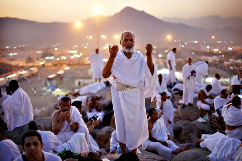 Haruskah Niat Melaksanakan Haji dan Umrah Dilafazkan?