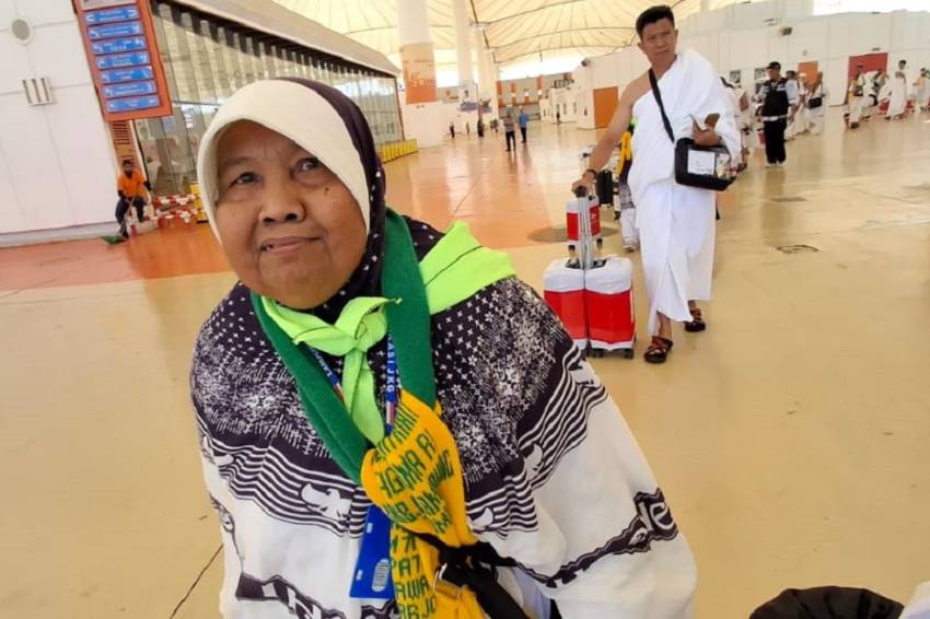 Cerita Nenek Hesty 7 Bulan Tak Bisa Bangun Karena Saraf Kejepit, Tunggu 15 Tahun Pergi Haji