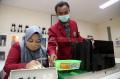 Mahasiswa UM Surabaya Desain Alat Sterilisasi Belanjaan