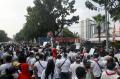 Minta Tempat Usaha Dibuka, Ratusan Pekerja Hiburan Malam Gelar Aksi di Balai Kota DKI Jakarta