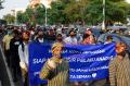 Warga Semarang Gelar Aksi Tolak Demo Anarkis