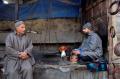 Melihat Proses Pembuatan Kangri, Periuk Api Tradisional Masyarakat Kashmir