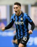 Pesta Gol di Giuseppe Meazza, Inter Milan Lumat Crotone 6-1