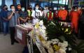 Tiba di Pangkalpinang, Jenazah Pramugara Sriwijaya Air SJ-182 Disambut Isak Tangis Keluarga dan Kerabat