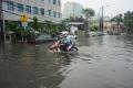 Banjir Setinggi 70 Cm Rendam Kawasan Jalan Trunojoyo