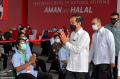 Jokowi Tinjau Pelaksanaan Vaksinasi Gotong Royong di Cikarang
