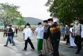 Bikin Adem, Begini Momen Kang Emil dan Mas Anies Subuh Berjamaah di Masjid Agung Sumedang