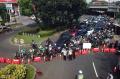 Bintaro Disekat, Antrean Kendaraan Mengular di Perbatasan Tangsel-DKI Jakarta