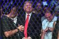 Disaksikan Trump, McGregor Patah Kaki di Ronde Pertama UFC 264