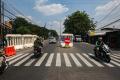 Tanpa Penjagaan, Pengendara Terobos Pos Penyekatan Jalan Raya Bogor