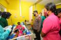 Tinjau RS Korban Erupsi Semeru, Kapolri Instruksikan Beri Perhatian Khusus ke Lansia, Ibu Hamil dan Anak
