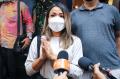 Nirina Zubir Kembali Sambangi Polda Metro Terkait Kasus Mafia Tanah