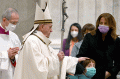 Misa Malam Natal 2020, Paus Fransiskus Rayakan Secara Sederhana