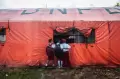 Terdampak Gempa Banten, Siswa Terpaksa Belajar di Tenda Darurat
