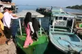 Ziarah Kubur di TPU Pulau Karya Kepulauan Seribu