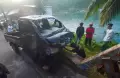 Mobil Terjun ke Laut di Padang, Tiga Penumpang Masih Hilang