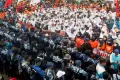 Sampaikan Lima Tuntutan, Buruh Gelar Aksi Unjuk Rasa di DPR