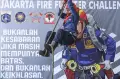 Aksi Memukau Pemadam Kebakaran di Jakarta Fire Fighter Challenge-Braveheart 2022