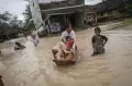 Banjir Setinggi 150 Cm Rendam Permukiman di Sobang Pandeglang