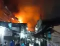 Depo Pertamina Plumpang Kebakaran Hebat, Warga Kocar-Kacir Menyelamatkan Diri