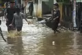 Banjir Rendam Perkampungan Warga di Cibeber Banten