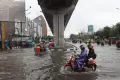 Cuaca Buruk, Jalan AP Pettarani Makassar Terendam Banjir