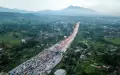 Kepadatan Ribuan Kendaraan Terjebak Kemacetan di Exit Tol Ciawi