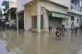 Banjir Akibat Luapan Kali Bekasi Rendam Kawasan Pondok Gede Permai
