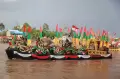 Lomba Perahu Hias Festival Budaya Isen Mulang 2023  di Sungai Kahayan