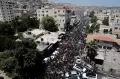Ribuan Pelayat Hadiri Pemakaman 12 Warga Palestina yang Tewas Akibat Agresi Militer Israel