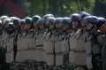 Kompaknya Banteng Raiders-Brimob Latihan Bersama Tanggulangi Anarkis Pemilu