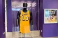 Jersey Pebasket Legendaris Lakers Dilelang, Ditaksir Tembus Rp60 Miliar