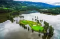 Badai Hans Acak-acak Norwegia, Lapangan Golf Terendam