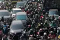 Potret Kemacetan Imbas Penutupan Jalan Protokol