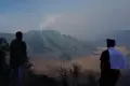 Kebakaran Meluas, Kawasan Wisata Gunung Bromo Ditutup Total