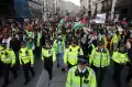 London Membara Dukung Palestina, Ribuan Demonstran Turun ke Jalan
