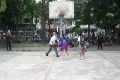 Alam Ganjar Kongkow Bareng Hingga Main Basket Bersama Pelajar di Tangerang