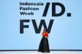 Pembukaan Indonesia Fashion Week 2024 di JCC