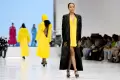 Deretan Koleksi Busana di Hari Kedua Indonesia Fashion Week 2024
