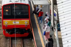 Pengguna KRL Commuter Line Selama Ini Disubsidi Negara Rp11.981, Sudah Saatnya Tarif Naik