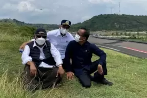 Potret 3 Menteri Ngemper Bareng Saat Tinjau Kawasan Mandalika Jelang MotoGP Indonesia