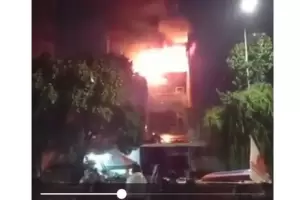Kebakaran Gedung Baznas Diduga karena Korsleting Listrik