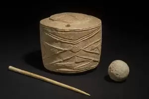 Genderang Kuno Berusia 5.000 Tahun Ditemukan dalam Makam Prasejarah di Inggris