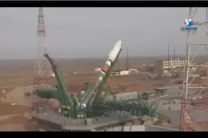 Buntut Ketegangan Inggris dan Rusia, Roket Soyuz Ditarik dari Landasan Peluncuran